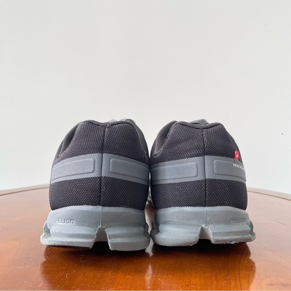 On Running Men’s Cloudflow Running Shoes | US 11.5 - Picture 2 of 7